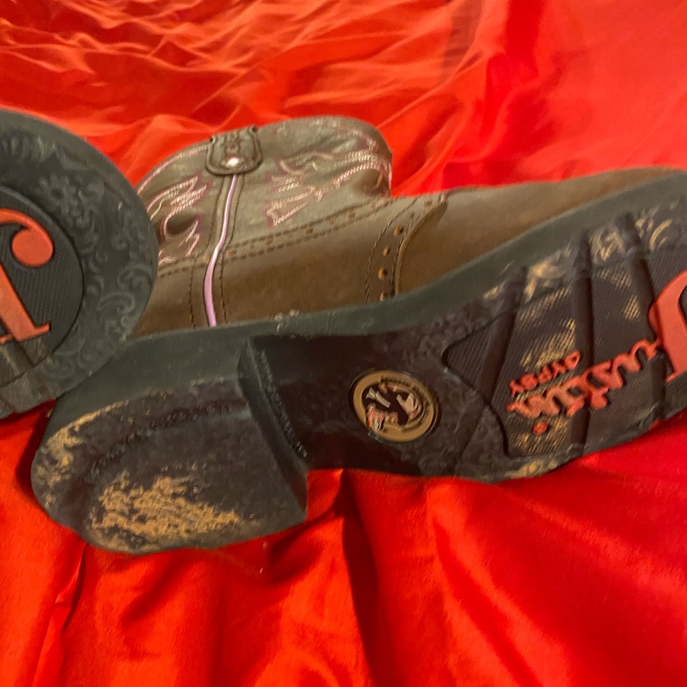 Justin boots. Size 7 b.  in great condition hardly worn. - Picture 4 of 7